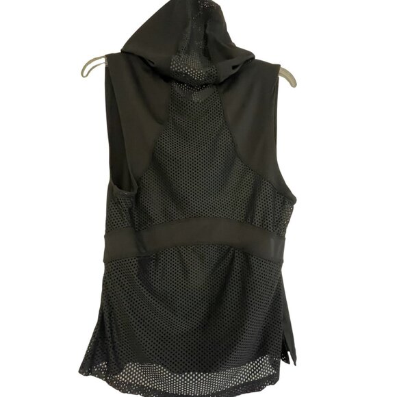 Marika Women's Sleeveless Hooded Black Mesh Back Workout Top - XS Exrta Small - Picture 2 of 9